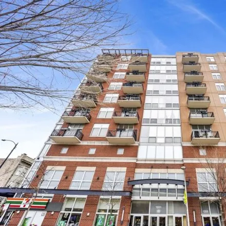 Buy this 2 bed condo on 1201 West Adams Street in Chicago, IL 60612