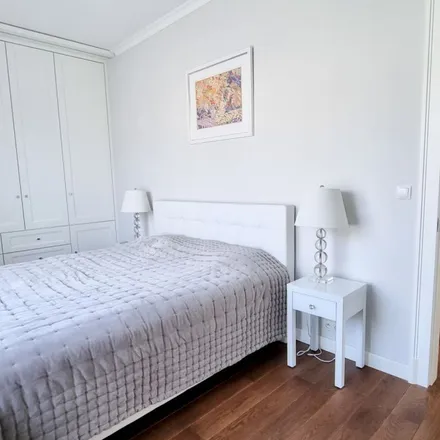 Rent this 6 bed apartment on Ośrodek Pomocy Społecznej in Londyńska, 03-921 Warsaw