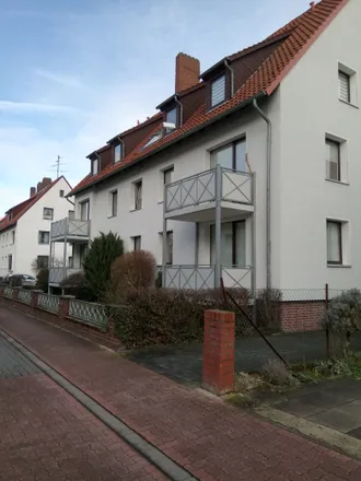 Rent this 3 bed apartment on Gartenstraße 2 in 30880 Laatzen, Germany