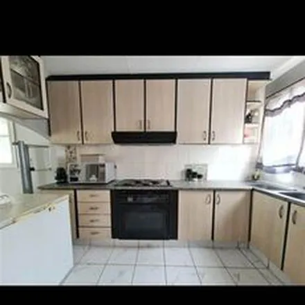 Rent this 3 bed apartment on Hillgrove Drive in Hillgrove, Durban