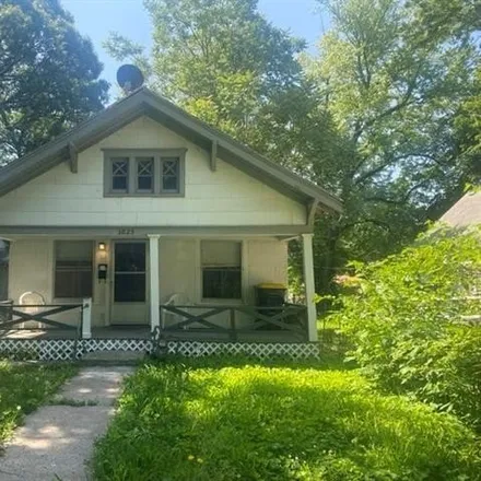 Buy this 2 bed house on 3849 Thompson Avenue in Kansas City, MO 64124