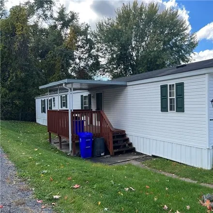 Image 1 - 135 New Moon Drive, Fayetteville, North Fayette Township, PA 15071, USA - House for sale