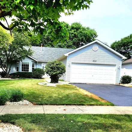 Buy this 3 bed house on 1905 Springside Drive in Crest Hill, IL 60403