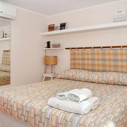 Image 9 - Via Torrisi, 95024 Acireale CT, Italy - Apartment for rent