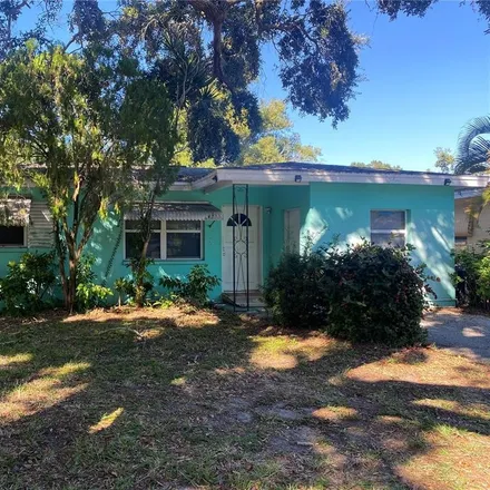 Buy this 3 bed house on 8th Avenue Northwest in Largo, FL 34640
