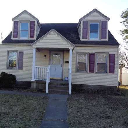 Buy this 2 bed house on 1501 Roselawn Avenue in Rotterdam, NY 12306