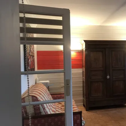 Rent this 3 bed house on Oullins-Pierre-Bénite in Métropole de Lyon, France