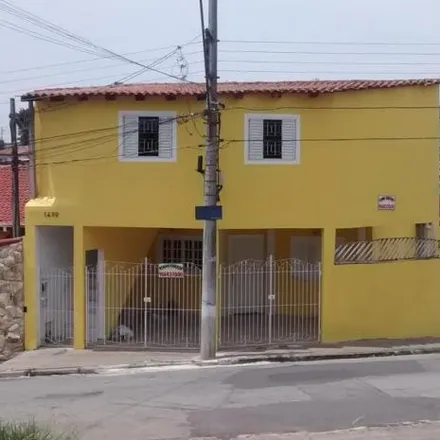 Buy this 4 bed house on Rua Doutor Hidelbrando Alves Paranhos in Jardim Cambuci, Mogi das Cruzes - SP