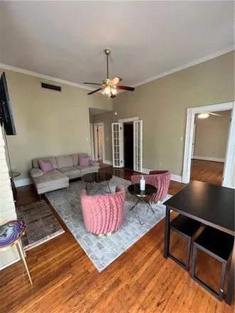 Image 4 - 4020 Saint Charles Avenue, New Orleans, LA 70115, USA - Apartment for rent