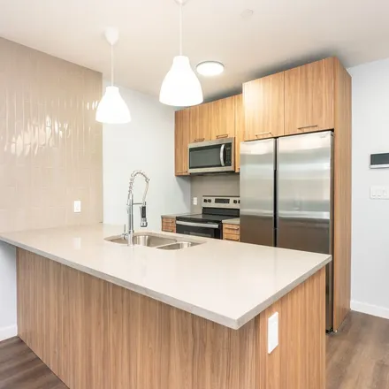 Rent this 3 bed apartment on OH! Bagel in 1755 Coney Island Avenue, New York