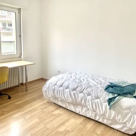 Image 2 - Rue Alphonse Adam, 67100 Strasbourg, France - Apartment for rent