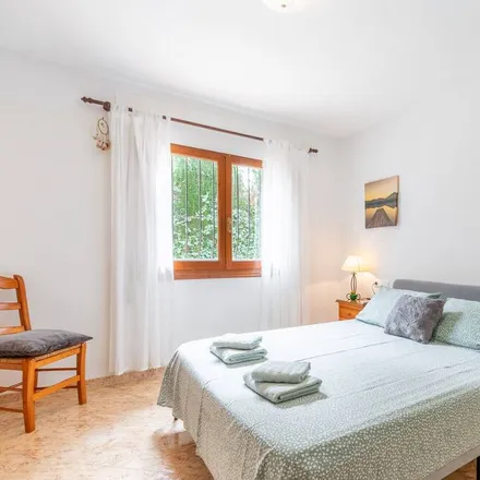 Rent this 6 bed house on Benissa in Avinguda de l'Estació, 03720 Benissa