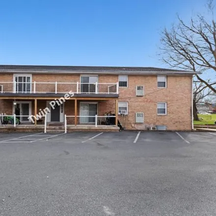 Image 8 - 4303 Carlisle Pike, Sporting Hill, Hampden Township, PA 17011, USA - Apartment for rent