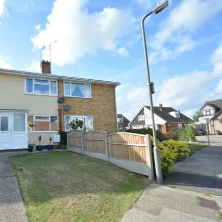 Rent this 2 bed townhouse on Peregrine Drive in South Benfleet, SS7 5EJ