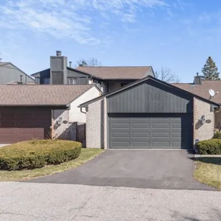 Image 1 - 4233 Sawgrass Drive, West Bloomfield Township, MI 48302, USA - Condo for sale