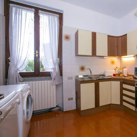 Image 7 - Sala Comacina, Via dei Pini, 22010 Sala Comacina CO, Italy - Apartment for rent