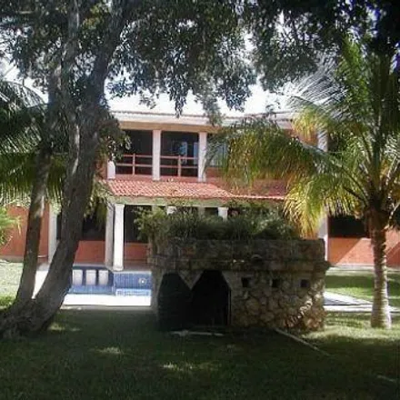 Rent this 4 bed house on Calle Saramullo in La Ceiba, 97300