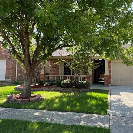Buy this 3 bed house on 1115 Red Robin Dr in Aubrey, Texas
