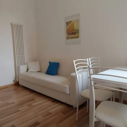 Rent this 2 bed apartment on Via Antonio Di Vincenzo 33 in 40129 Bologna BO, Italy