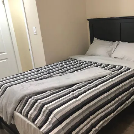 Rent this 2 bed apartment on East Credit in Mississauga, ON L5V 2H4