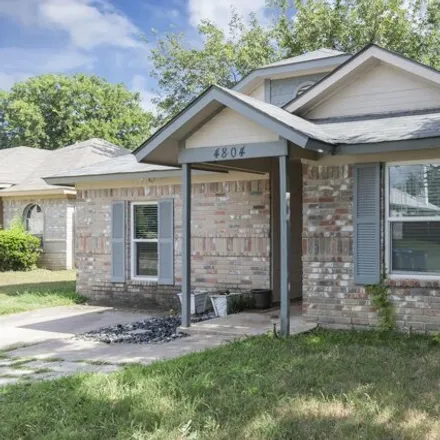 Buy this 3 bed house on 4804 Thistledown Dr in Fort Worth, Texas