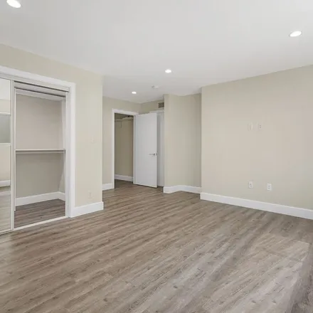 Rent this 3 bed apartment on 22nd Court in Santa Monica, CA 90404