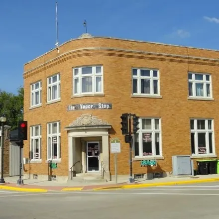 Image 1 - Mayville Public Library, William Street, Mayville, Kekoskee, WI 53050, USA - Apartment for sale