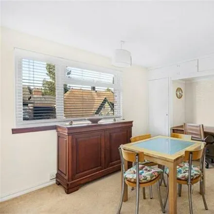 Image 5 - 1-12 Rothamsted Avenue, Hatching Green, AL5 2DR, United Kingdom - Apartment for sale