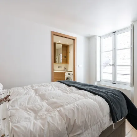 Image 6 - Rue du Bac, Allée Christian Pineau, 75007 Paris, France - Apartment for rent