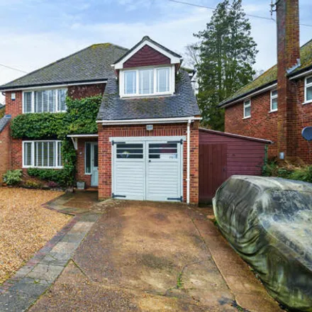 Buy this 4 bed house on Sycamore Rd in Canterbury Road, Farnborough