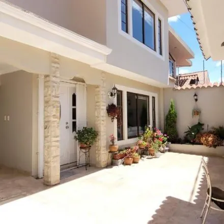 Buy this 5 bed house on CIEELA in Vicente Mideros, 010206
