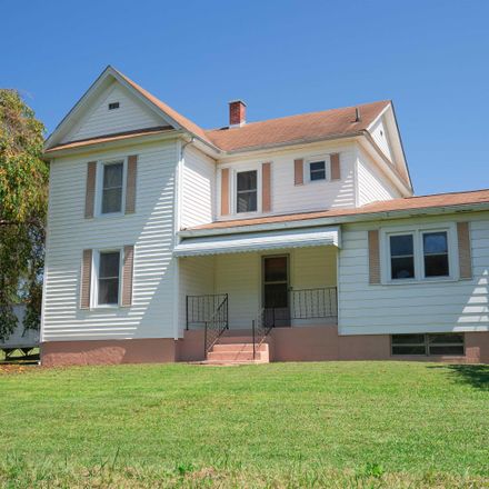 Rent this 3 bed house on 222 Walton Rd in Radford, VA