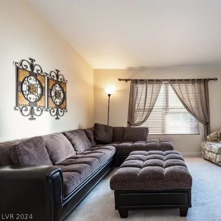 Image 2 - 5084 West Diablo Drive, Spring Valley, NV 89118, USA - Condo for rent