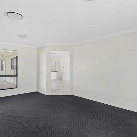 Image 4 - Dunning Lane, Emerald QLD 4720, Australia - Apartment for rent