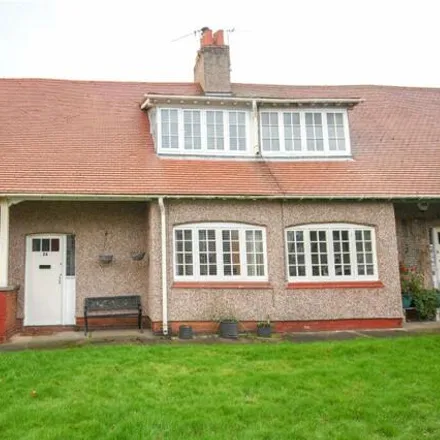 Buy this 2 bed townhouse on 22 Primrose Hill in New Ferry, CH62 5EW