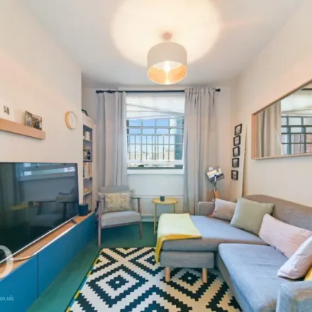 Rent this 2 bed apartment on Queen Alexandra Mansions in Hastings Street, London