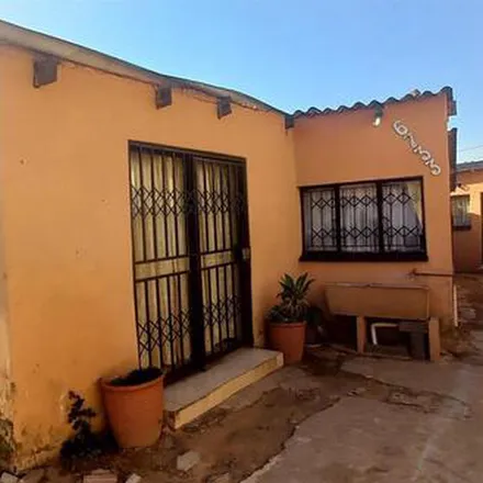 Image 1 - Bolani Road, Jabulani, Soweto, 1867, South Africa - Apartment for rent