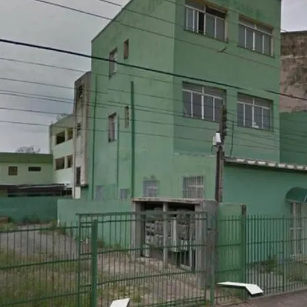 Buy this 14 bed apartment on Rua Francisco Arueira in Parque Pecuária, Campos dos Goytacazes - RJ