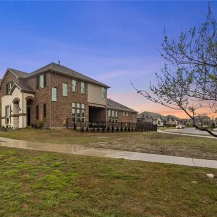 Rent this 3 bed house on 1545 Buckeye Trl in Garland, Texas