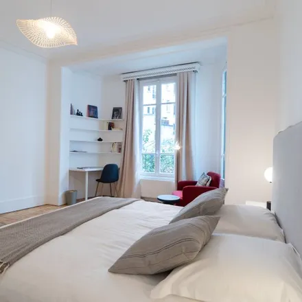 Rent this studio apartment on 46 Rue du Docteur Finlay in 75015 Paris, France