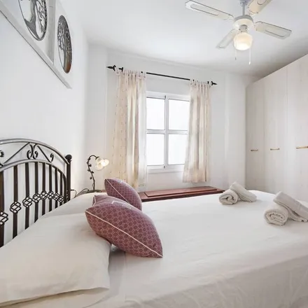 Rent this 3 bed apartment on Club Náutico de Sanlúcar de Barrameda in Calle Pórtico Bajo de Guía, 11540 Sanlúcar de Barrameda