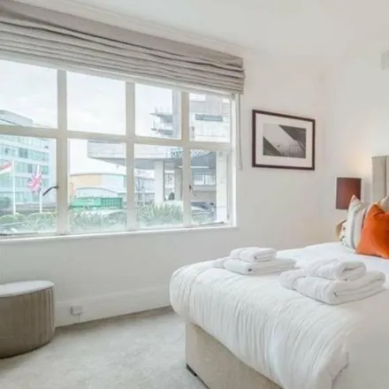 Image 4 - Strathmore Court, 143 Park Road, London, NW8 7HT, United Kingdom - Apartment for rent