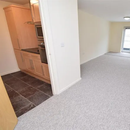 Image 3 - The Pinnacle, Ings Road, Wakefield, WF1 1DE, United Kingdom - Apartment for rent