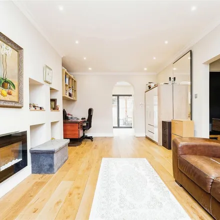 Rent this 3 bed apartment on Bairstow Eves in 132 South Street, London