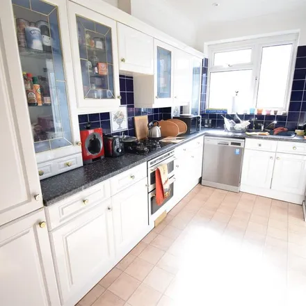 Image 5 - 41 St Michael's Road, Cardiff, CF5 2AP, United Kingdom - House for rent