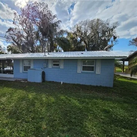 Buy this 2 bed house on 111 Cypress Point in Highlands County, FL 33857