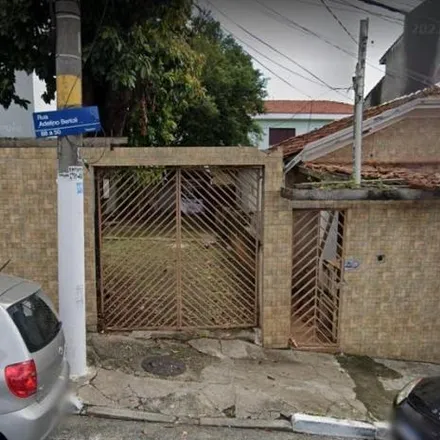 Buy this 2 bed house on Rua Paulo de Avelar 455 in Parada Inglesa, São Paulo - SP
