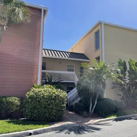 Rent this 2 bed condo on 2424 W Tampa Bay Blvd Apt B201 in Tampa, Florida