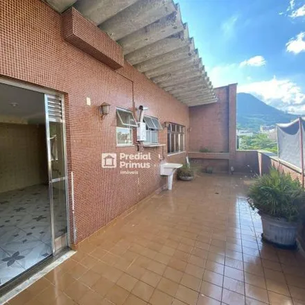 Buy this 3 bed apartment on Unidade Operacional dos CORREIOS in Rua Dante Laginestra 39/43, New Fribourg - RJ