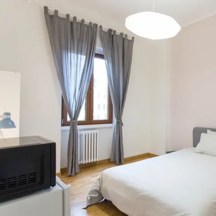 Rent this 3 bed room on Piazza Pompeo Castelli 3 in 20156 Milan MI, Italy